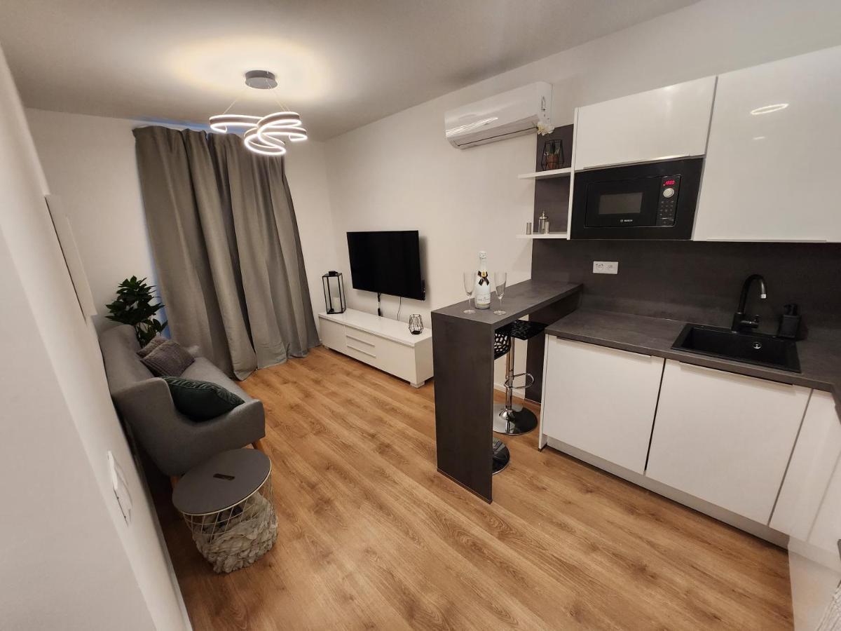 Mickey Apartment Old Town Bratislava Exterior photo